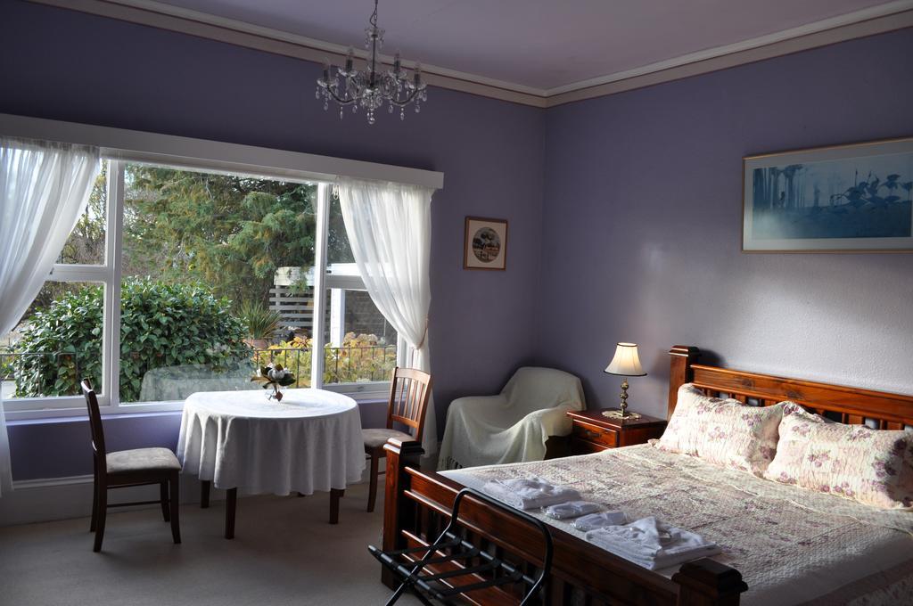 Roslyn House Bed & Breakfast Bushy Park Exteriör bild