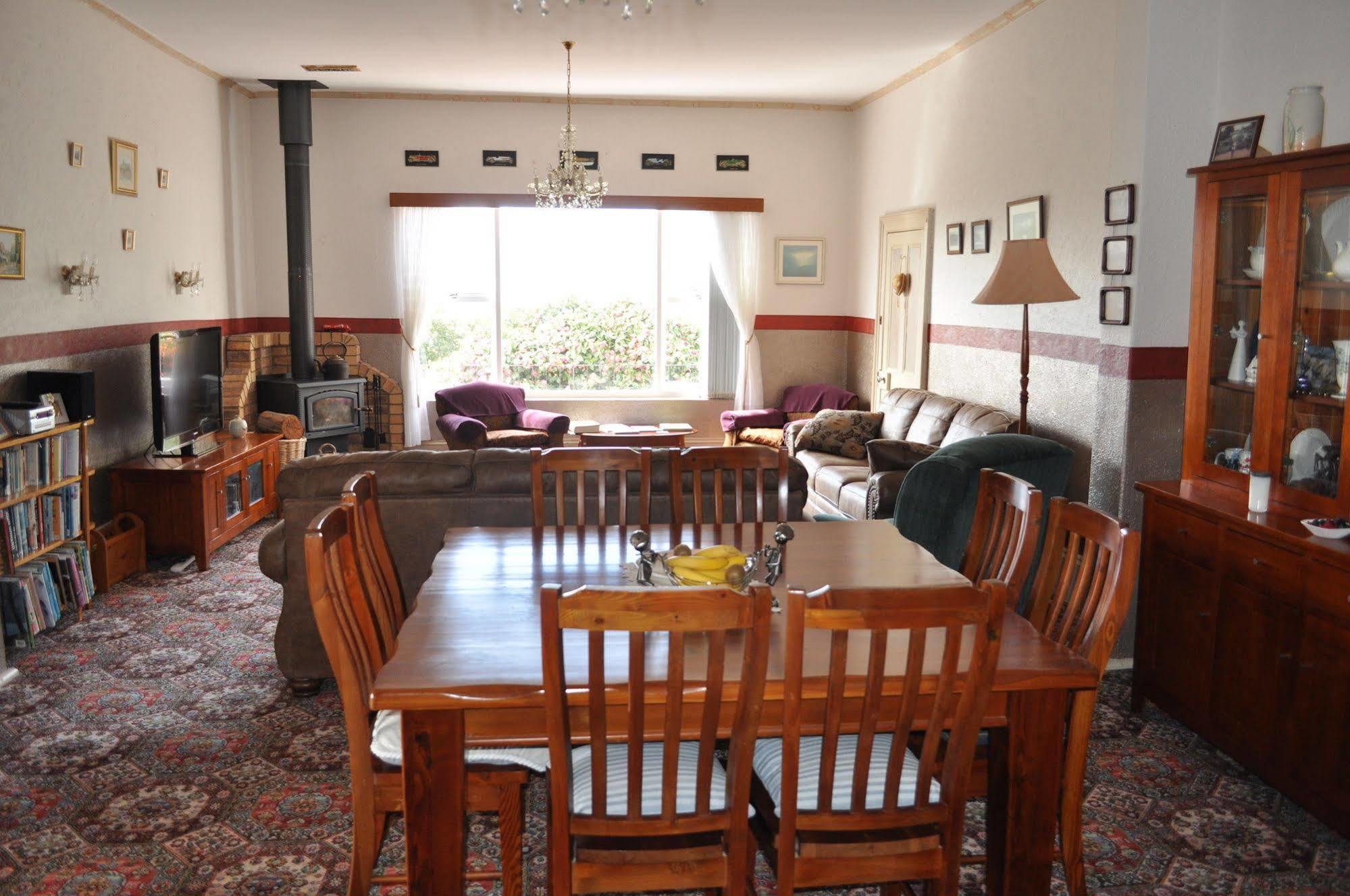 Roslyn House Bed & Breakfast Bushy Park Exteriör bild