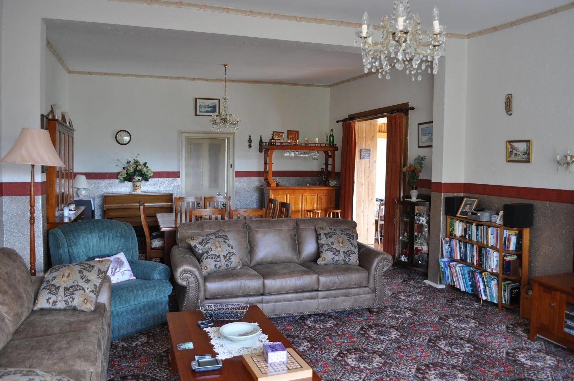 Roslyn House Bed & Breakfast Bushy Park Exteriör bild